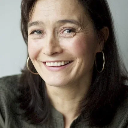  Nina Hukkinen