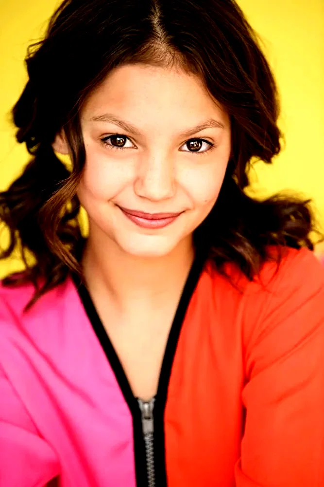  Samantha Lorraine