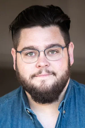  Charley Koontz photo
