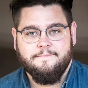 Photo star :  Charley Koontz