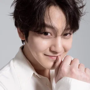Photo star :  Kim Bum