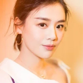Photo star :  Sandra Ma Si-Chun