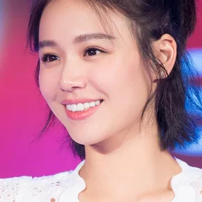 Photo star :  Sandra Ma Si-Chun