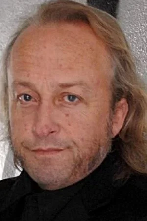  Levi Henriksen