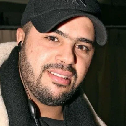  Momo Debbouze