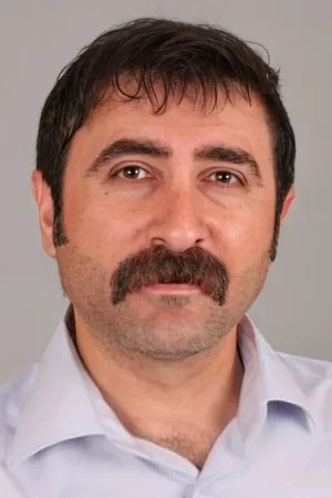  Erol Erarslan photo