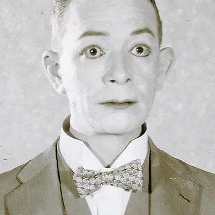 Arthur Stone