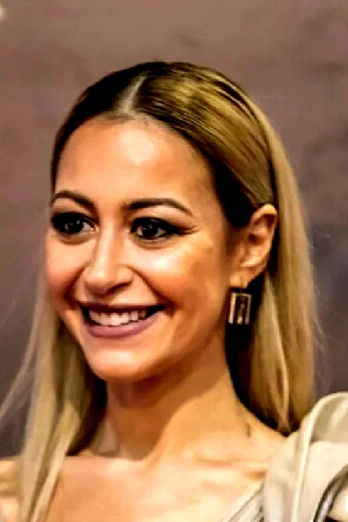  Menna Shalabi