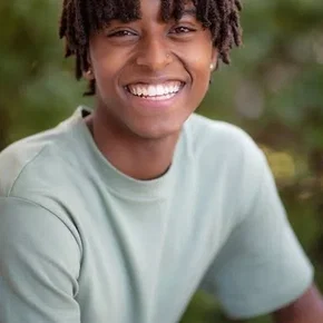 Photo star :  Mekonnen Knife