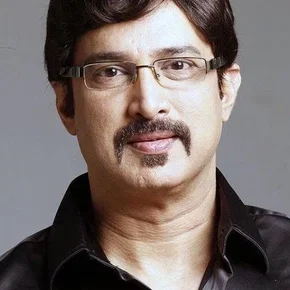 Photo star :  Suresh