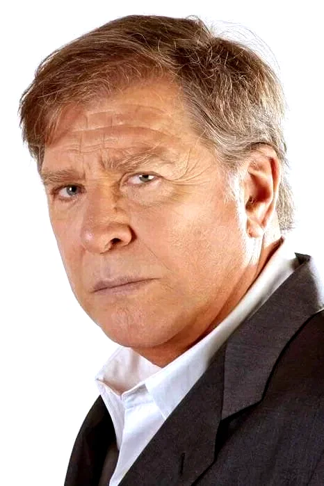  Arturo Puig