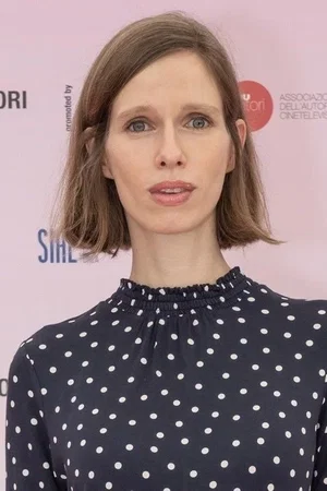  Lili Horvát photo