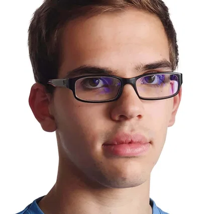  Kamil Tkacz