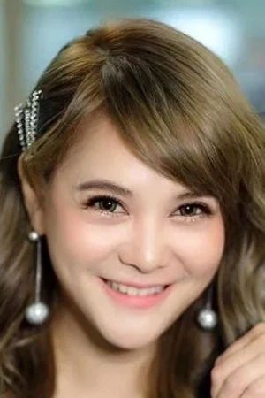   Pimmada Boriraksupakorn photo