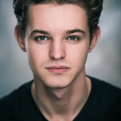  Nikolai Leon