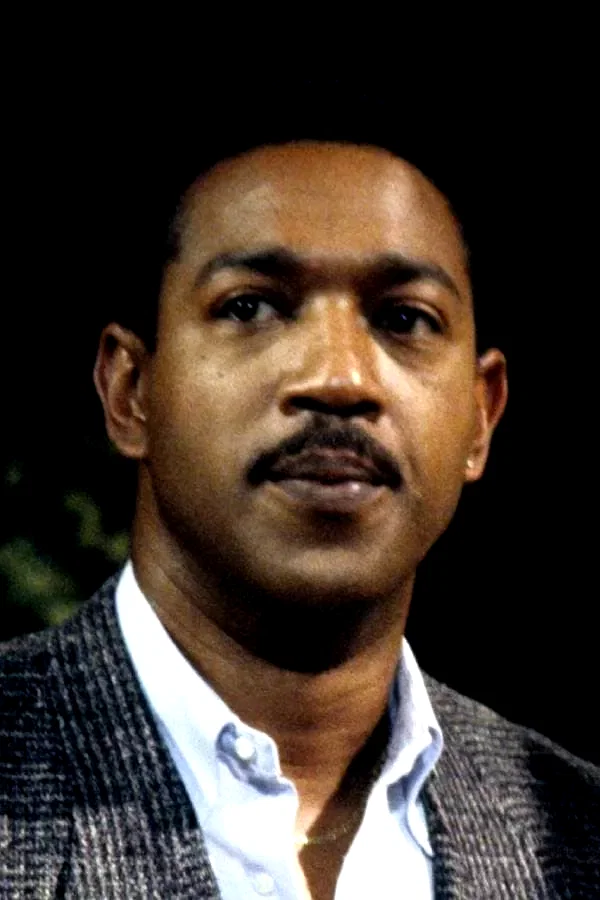  Julius Carry