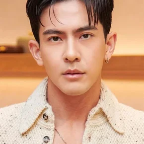 Photo star :  Toey Pongsakorn Mettarikanon