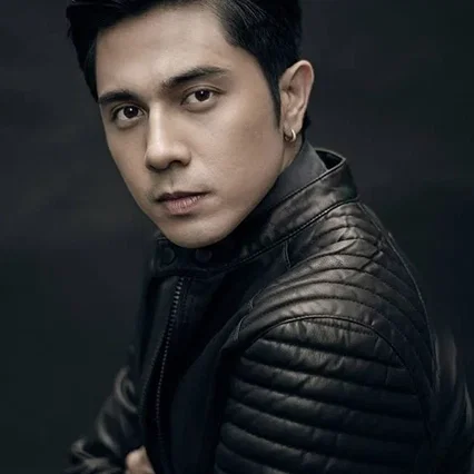  Paulo Avelino