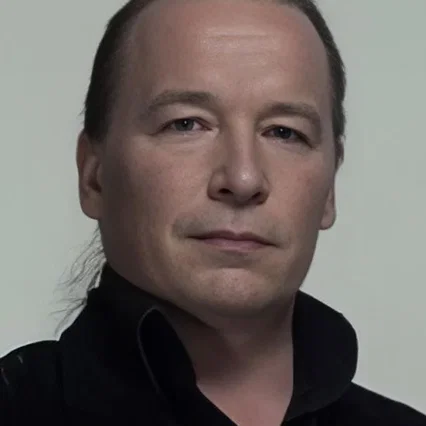  Emppu Vuorinen
