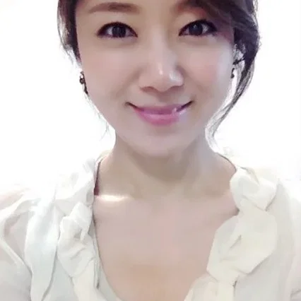  Sa Moon-young