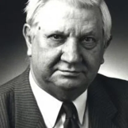  Stefan Uher