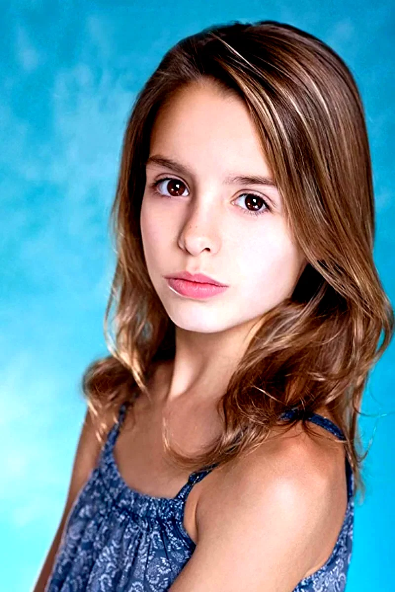  Ava Preston