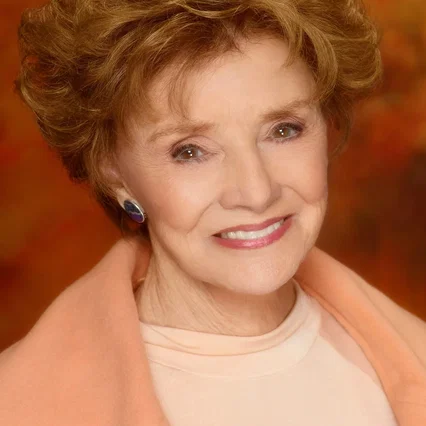  Julie McWhirter