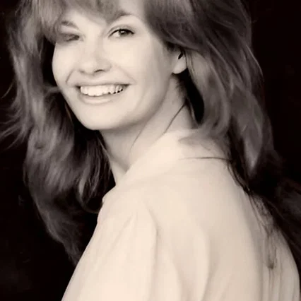  Linda Gary