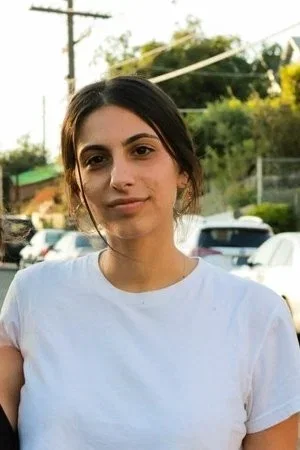  Camille Shooshani