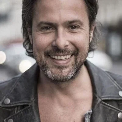  Damien Ferrette