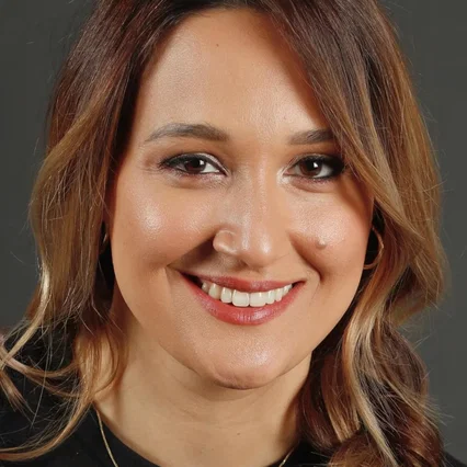  Gupse Özay