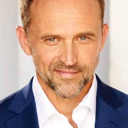  Cory Tucker
