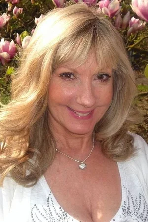  Susie Silvey