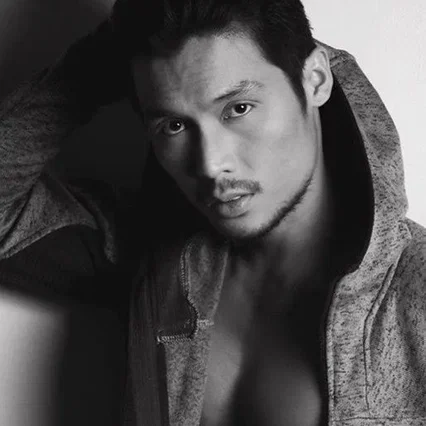  Jay Gonzaga