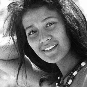 Photo star : Ratna Assan