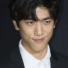 Photo star :  Sung Jun