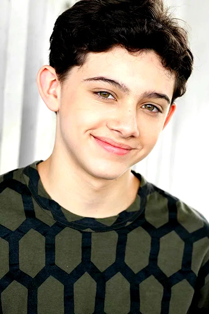  Felix Avitia