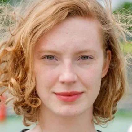  Luise Wolfram