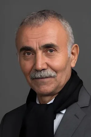  Necmettin Cobanoglu