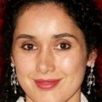 Ghalya Laroix
