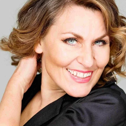  Kaya Brüel