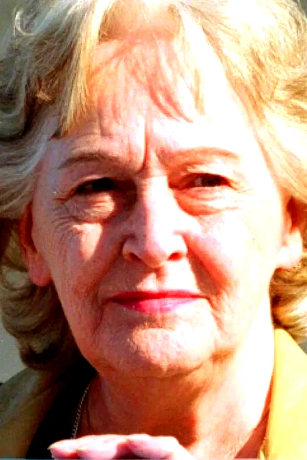  Kirsten Rolffes