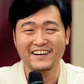 Photo star :  Lee Jun-hyeok