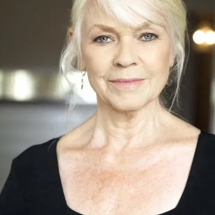  Flo Lawrence