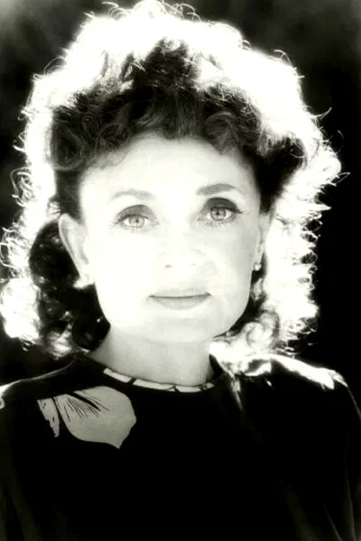  Jacquelyn Hyde