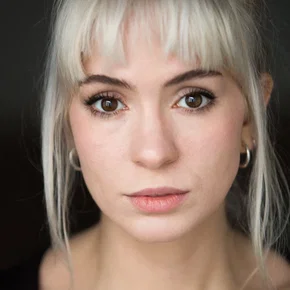 Photo star :  Ana Dumitrașcu