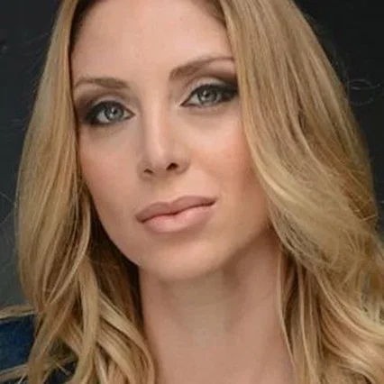  Daniella Evangelista