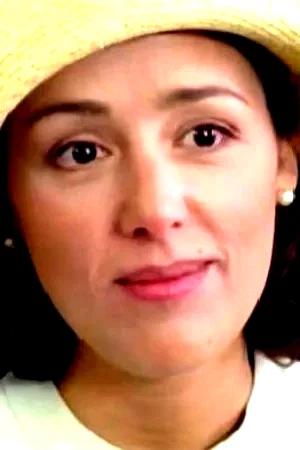  Nadine Spinoza