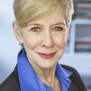 Photo star :  Elizabeth Hanna