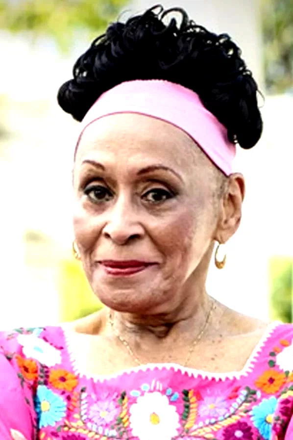  Omara Portuondo
